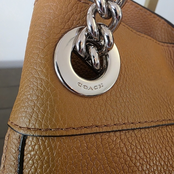 Coach Edie Shoulder Bag In Camel Pebble Grain Leather With Nickel Hardware - Picture 2 of 9